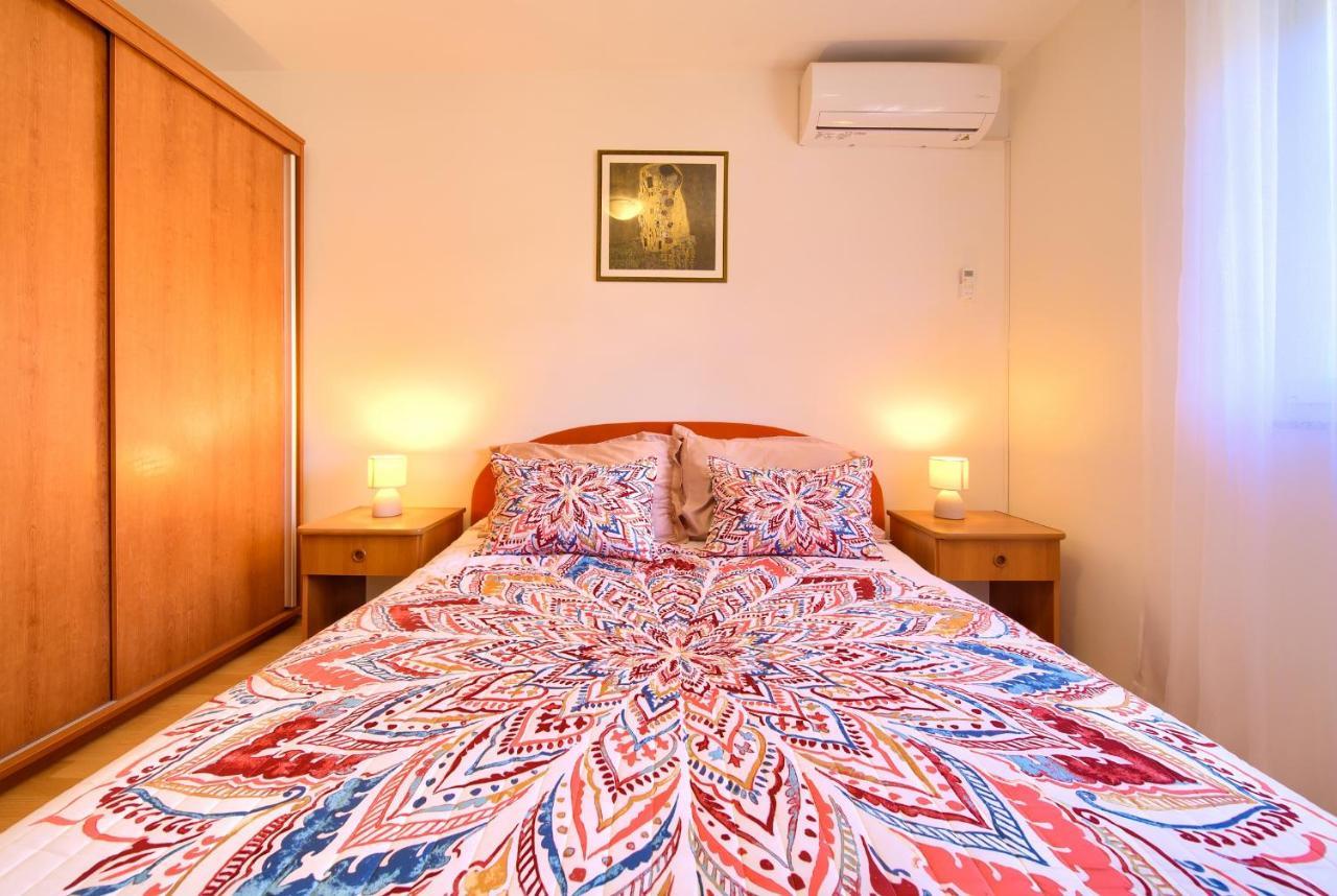 Apartman Noel คิร์ก ภายนอก รูปภาพ